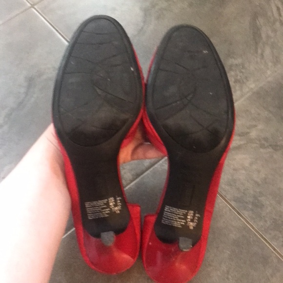 FIONI Red Satin Rosebud Heels 👠 7 - Picture 7 of 10